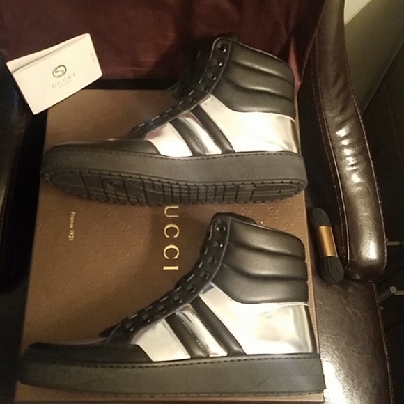 Gucci Sneakers - Picture 4 of 10